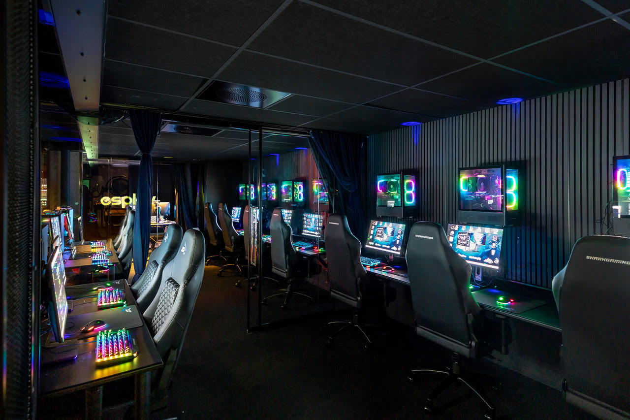 Bild från Esplay Gamingcenter (Biljardbaren Norrköping)